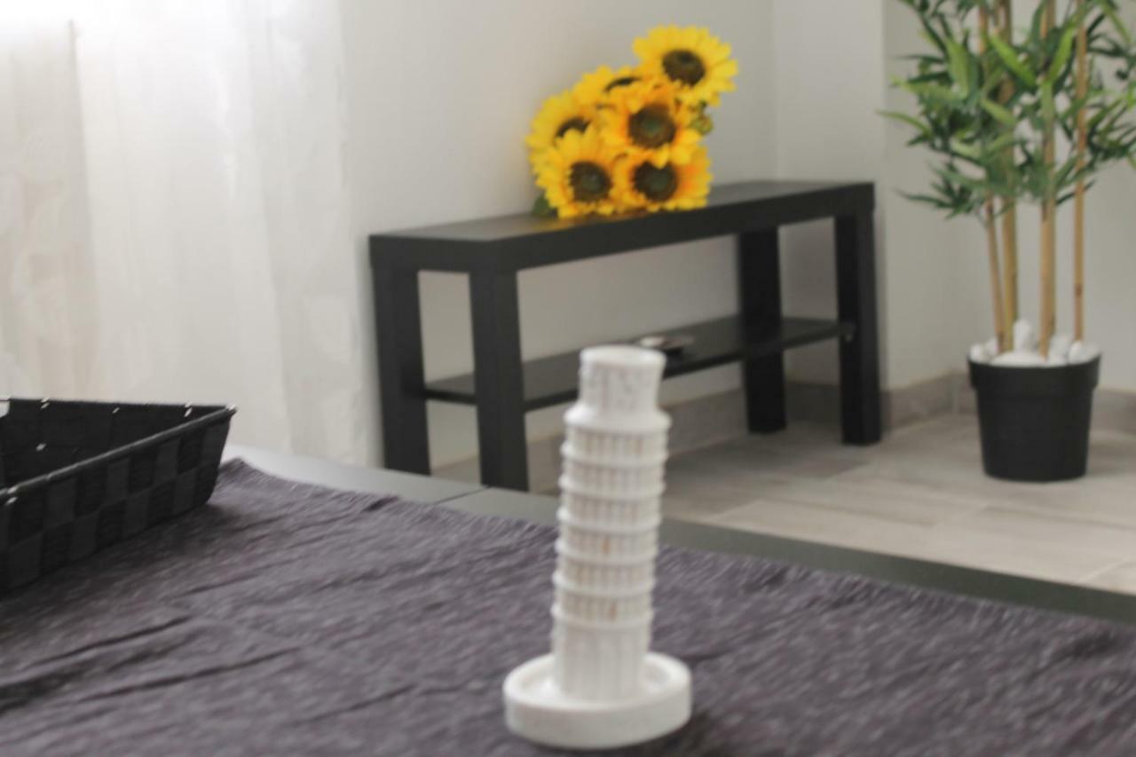 Pisa Apartment Tower Ngoại thất bức ảnh